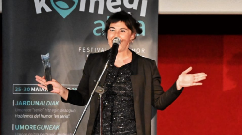 Artistak eta kazetariak