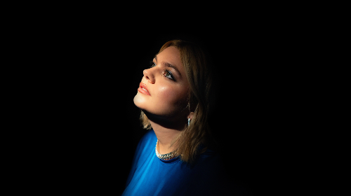 ART & MUSIC. LOUANE