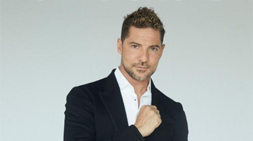 David Bisbal-Me siento vivo Tour
