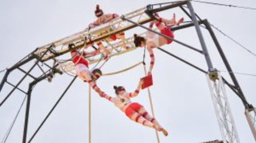 Teatro de Calle: ENDANGERED