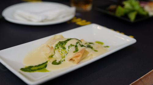 Ravioli de langostinos con salsa de Martini Blanco