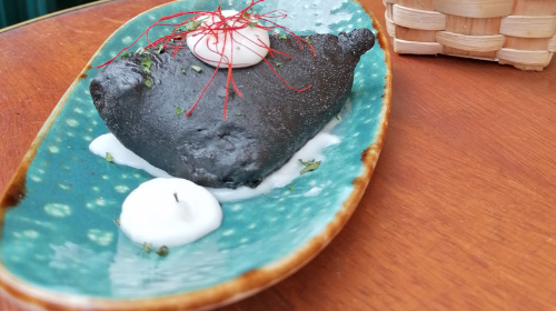 Roca de bacalao a la gabardina con emulsión de pil-pil