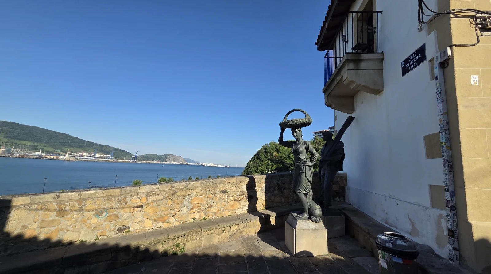 El arrantzale y la sardinera
